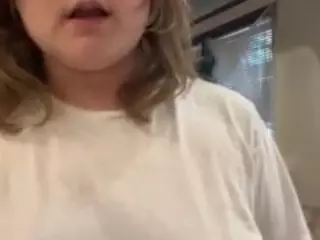 kikiplush's Live Sex Cam Show