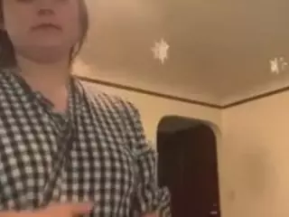 kikiplush's Live Sex Cam Show