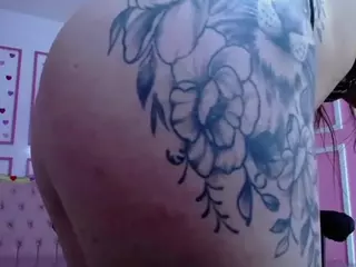 Luisa-Lulu-T's Live Sex Cam Show