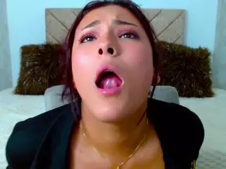 maggie-hills's Live Sex Cam Show