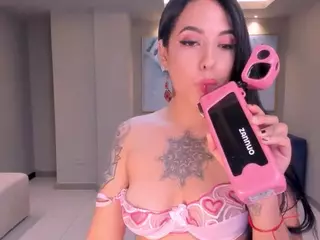 MarieWalker's Live Sex Cam Show