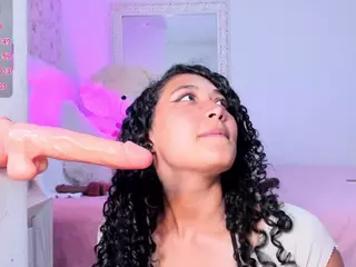 Mutsi's Live Sex Cam Show