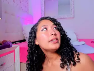 Mutsi's Live Sex Cam Show