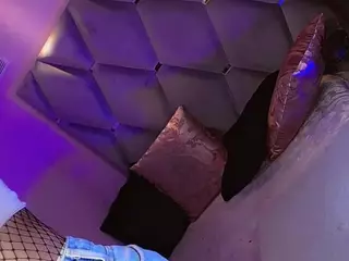 Ninaa-Keyli's Live Sex Cam Show