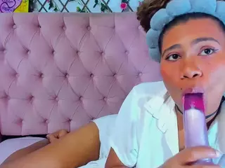 SherryBlue's Live Sex Cam Show