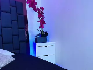 TinaHeartt's Live Sex Cam Show