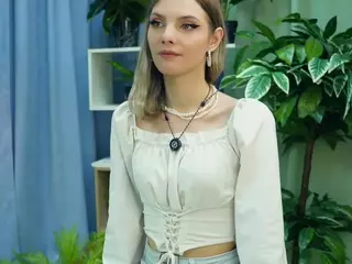 WhitneyDredge's Live Sex Cam Show