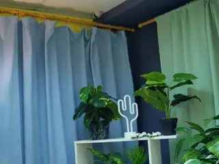 WhitneyDredge's Live Sex Cam Show