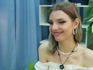 WhitneyDredge's Live Sex Cam Show