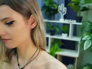 WhitneyDredge's Live Sex Cam Show