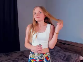 CateFlynt's Live Sex Cam Show