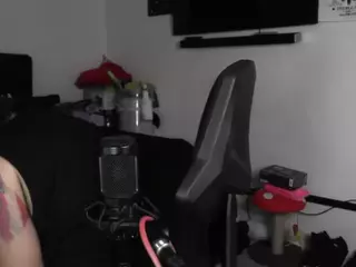 devil-Pup75's Live Sex Cam Show