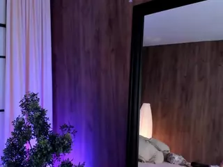Divine-Madness's Live Sex Cam Show
