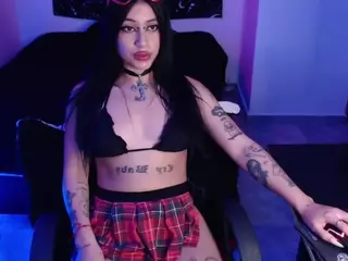 Katzzee's Live Sex Cam Show
