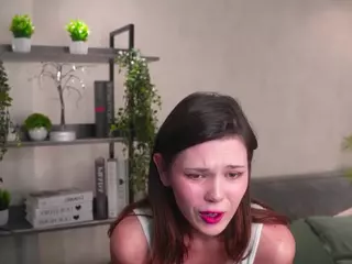 LynnBluitt's Live Sex Cam Show