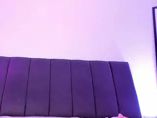 MiaaJohnsonn's Live Sex Cam Show