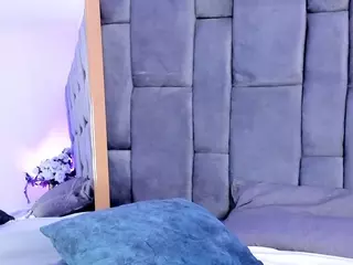 NatalyHolt's Live Sex Cam Show