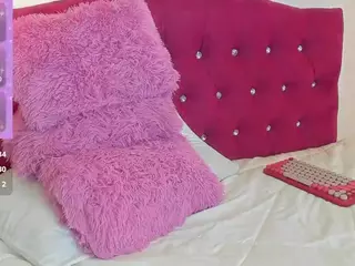 Sophia-Miller11's Live Sex Cam Show
