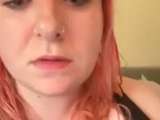 sweetpeatia's Live Sex Cam Show