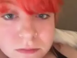 sweetpeatia's Live Sex Cam Show