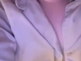 sweetpeatia's Live Sex Cam Show