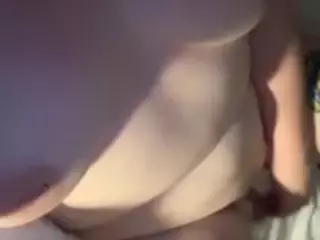 SweetpeaTia's Live Sex Cam Show