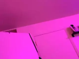 Mzmoufofthasouth's Live Sex Cam Show