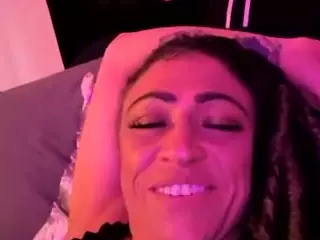Mzmoufofthasouth's Live Sex Cam Show