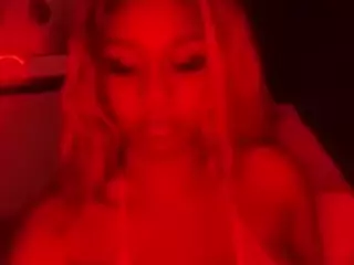 Ariaallure101's Live Sex Cam Show