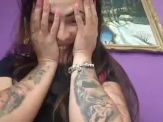 BritneyQuenn18's Live Sex Cam Show