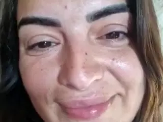BritneyQuenn18's Live Sex Cam Show