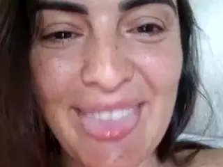 BritneyQuenn18's Live Sex Cam Show