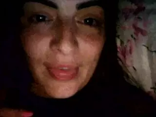 BritneyQuenn18's Live Sex Cam Show