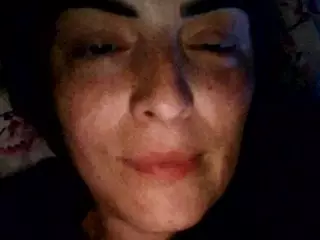 BritneyQuenn18's Live Sex Cam Show