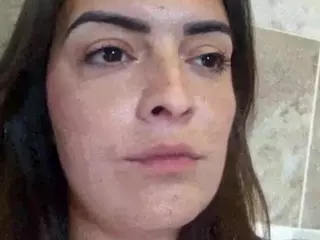 BritneyQuenn18's Live Sex Cam Show