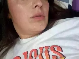 BritneyQuenn18's Live Sex Cam Show