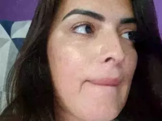 BritneyQuenn18's Live Sex Cam Show