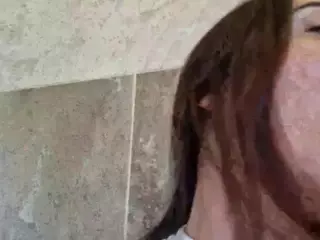 BritneyQuenn18's Live Sex Cam Show