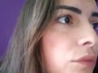 BritneyQuenn18's Live Sex Cam Show