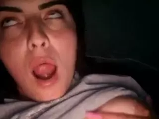 BritneyQuenn18's Live Sex Cam Show