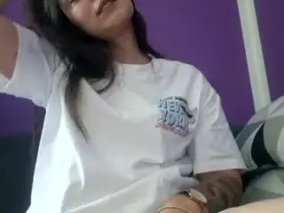 BritneyQuenn18's Live Sex Cam Show