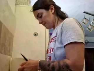BritneyQuenn18's Live Sex Cam Show
