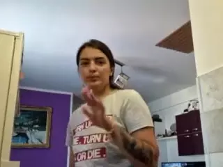 BritneyQuenn18's Live Sex Cam Show