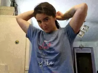 BritneyQuenn18's Live Sex Cam Show