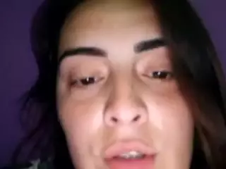 BritneyQuenn18's Live Sex Cam Show