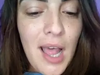 BritneyQuenn18's Live Sex Cam Show