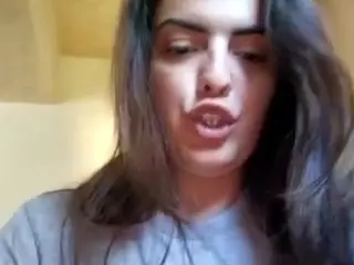 BritneyQuenn18's Live Sex Cam Show