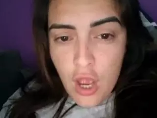 BritneyQuenn18's Live Sex Cam Show
