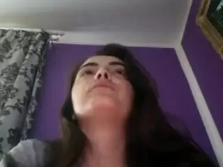 BritneyQuenn18's Live Sex Cam Show