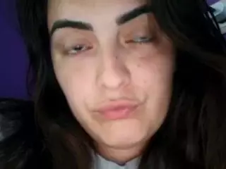 BritneyQuenn18's Live Sex Cam Show